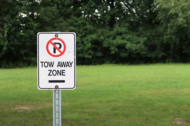 A no parking sign. (Via Getty Images)