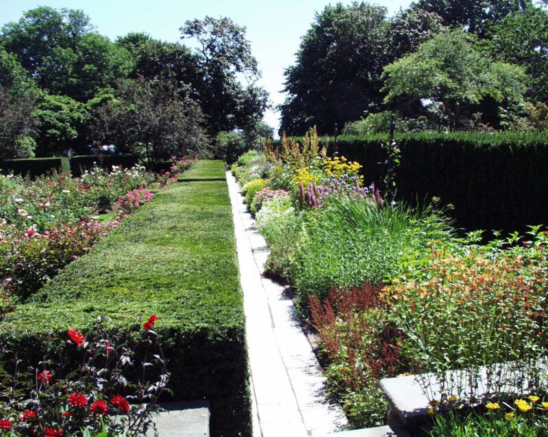 The 10 most gorgeous public gardens in New Hampshire